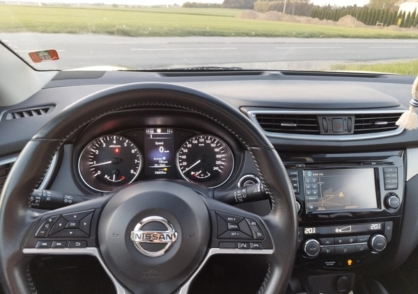 Nissan Qashqai cena 44900 przebieg: 76000, rok produkcji 2018 z Kępno małe 254